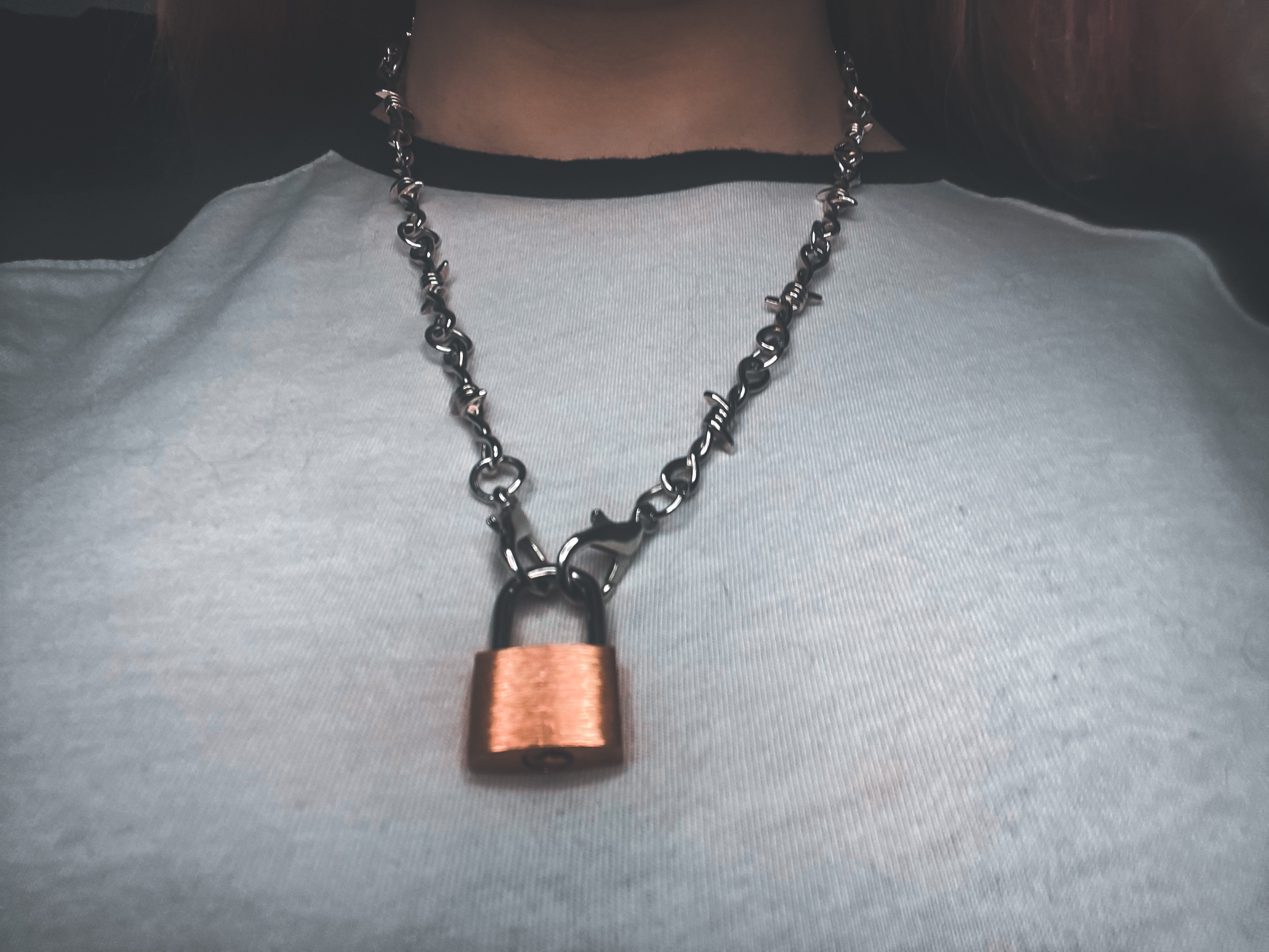 -Padlock Pendant-